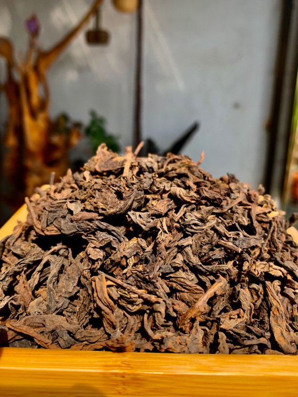 广西梧州六堡茶（八十年代参香）罐装