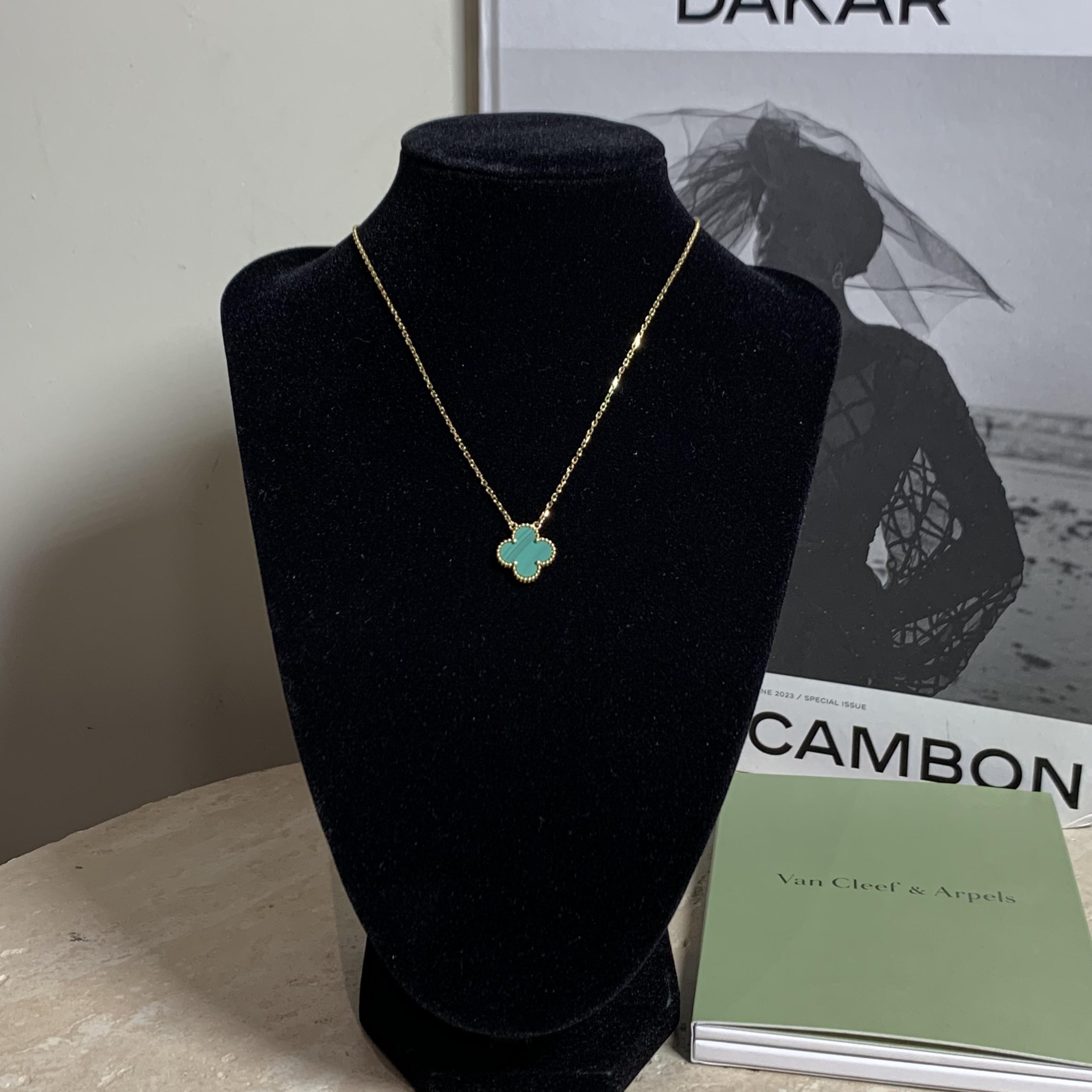 99新 梵克雅宝 壹臻/金孔雀石四叶草项链中号 24年 26752118