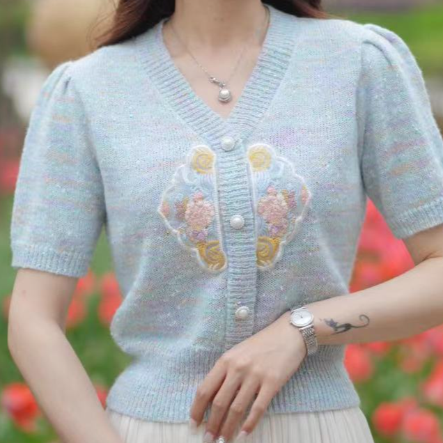 2025春季新款薄款不扎肉新中式国风女装上衣优雅时尚绣花减龄修身