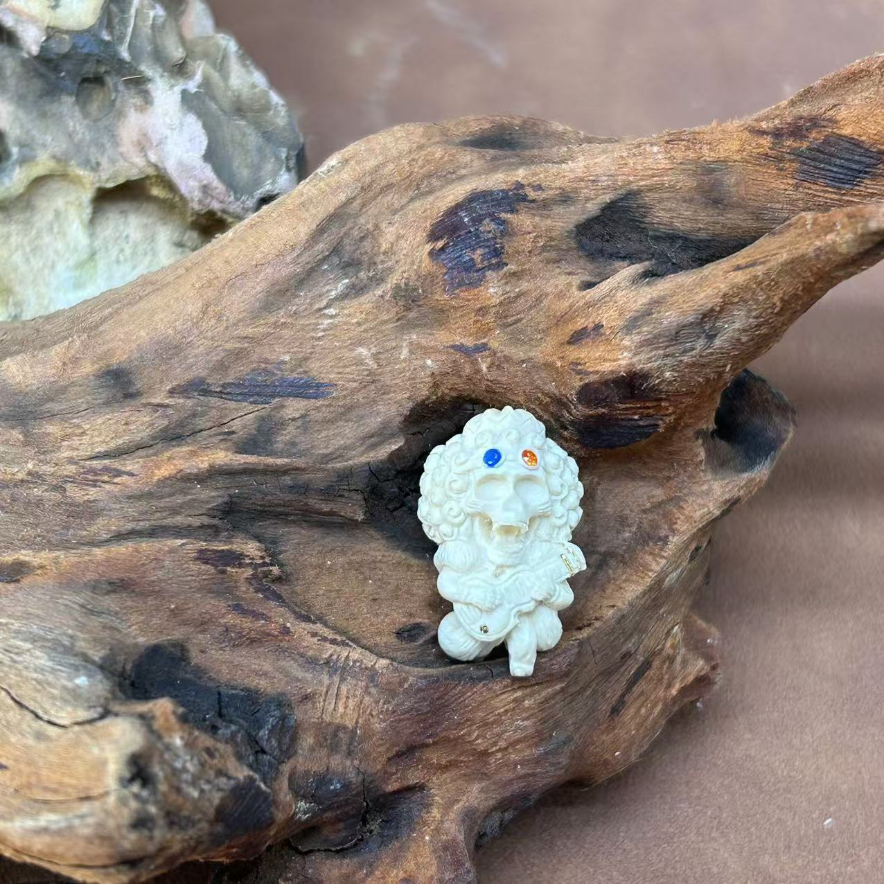 【再序】24K精品原色雕刻猛犸牙  阿呆吉他手布鲁克DIY配饰