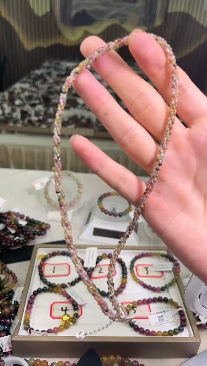【闪购商品】碧玺（多样性发一件）麻花项链未镶嵌麻花项链