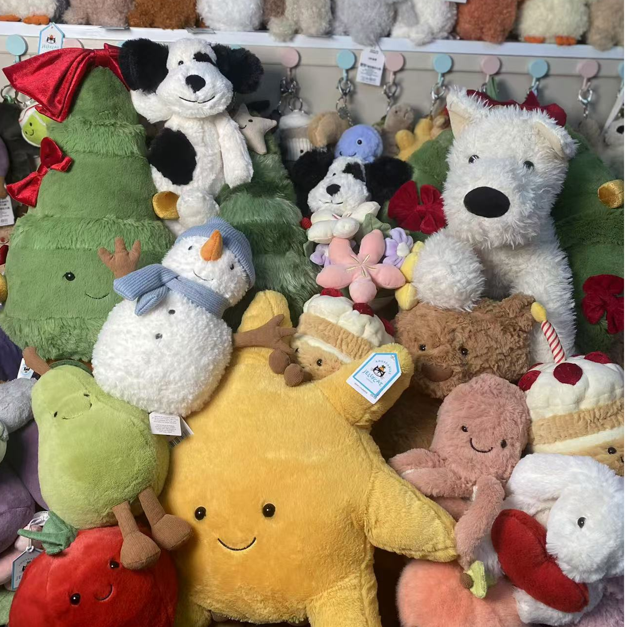 圣诞花环  圣诞树 云杉大太阳围巾海盗狗