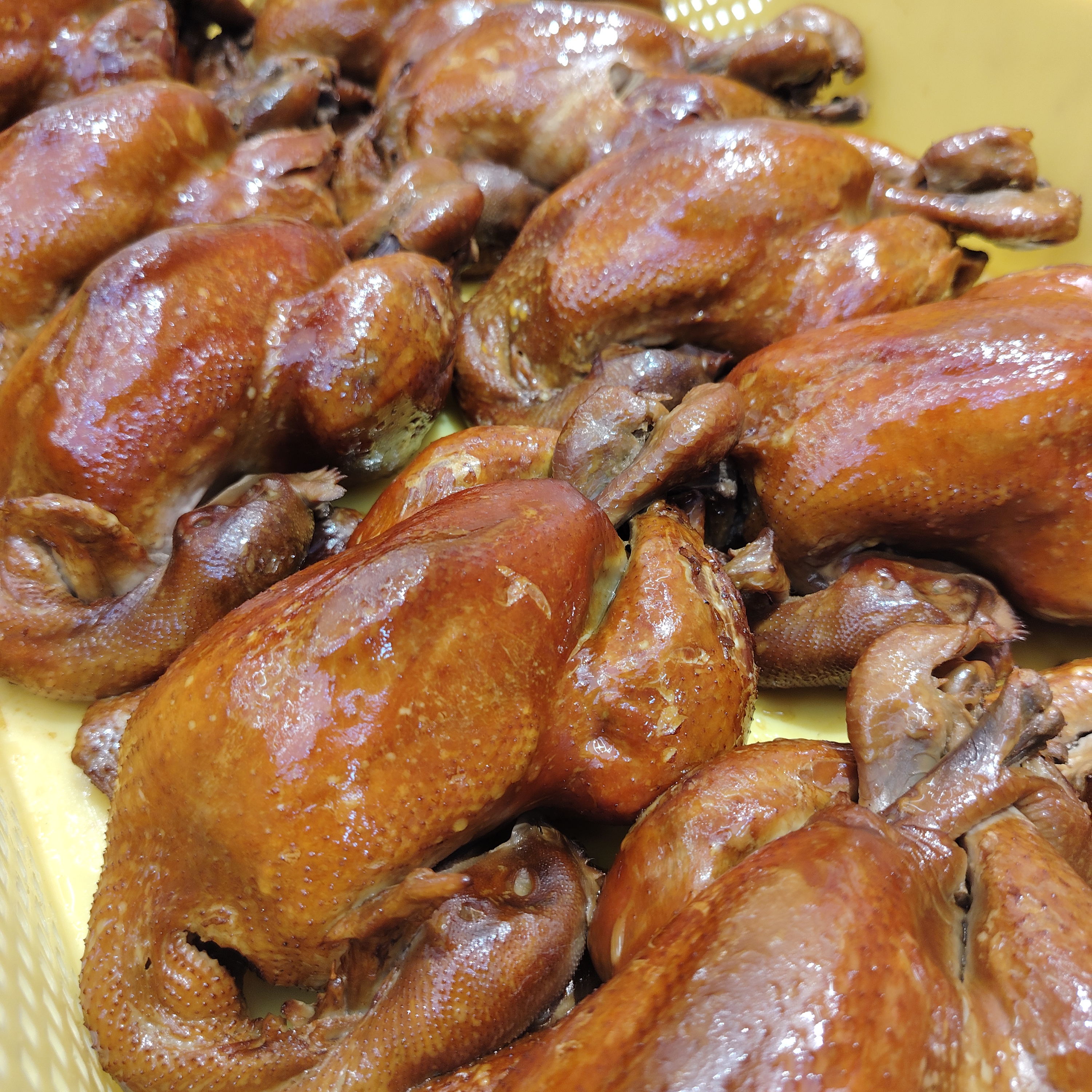 哈尔滨裕昌食品全商品老式烧鸡猪头肉马哈鱼猪手等散装真空塑封