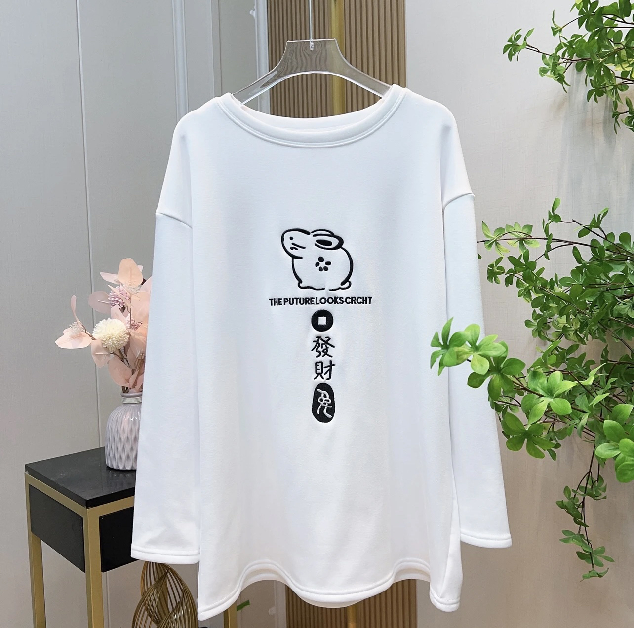欧货白色加绒打底衫女秋冬内搭中长款宽松遮屁股圆领长袖t恤
