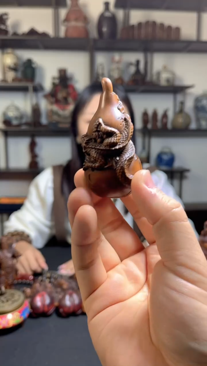 【闪购商品】黄杨木hym-hulu-panlong