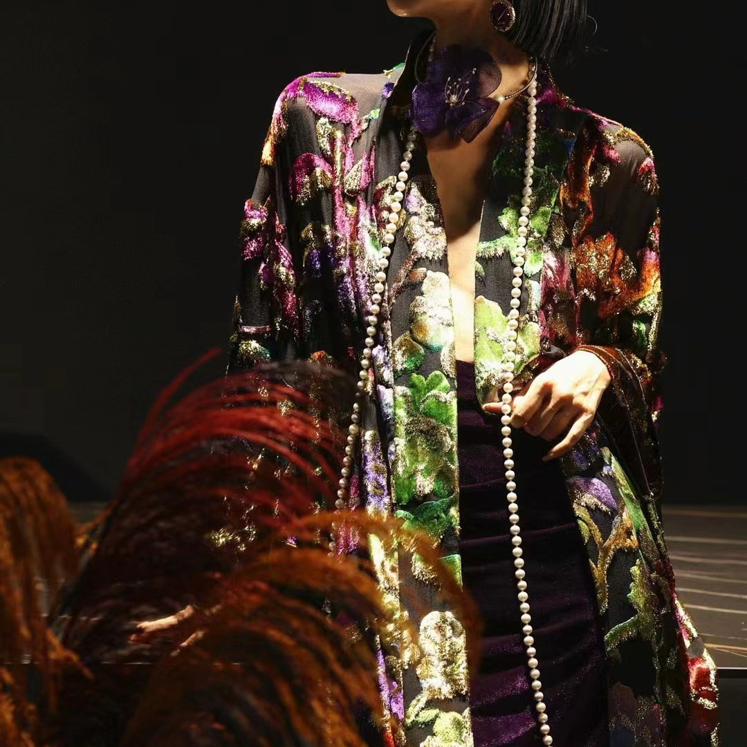 【李小姐高定】重工丝绒紫色烧花上衣