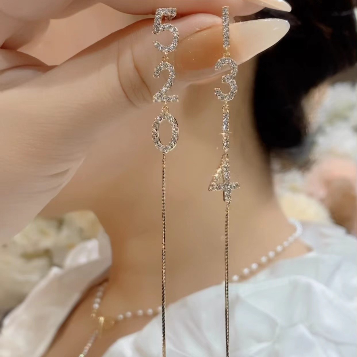 铜合金耳饰 耳环气质轻奢时尚百搭长款素款小众A2