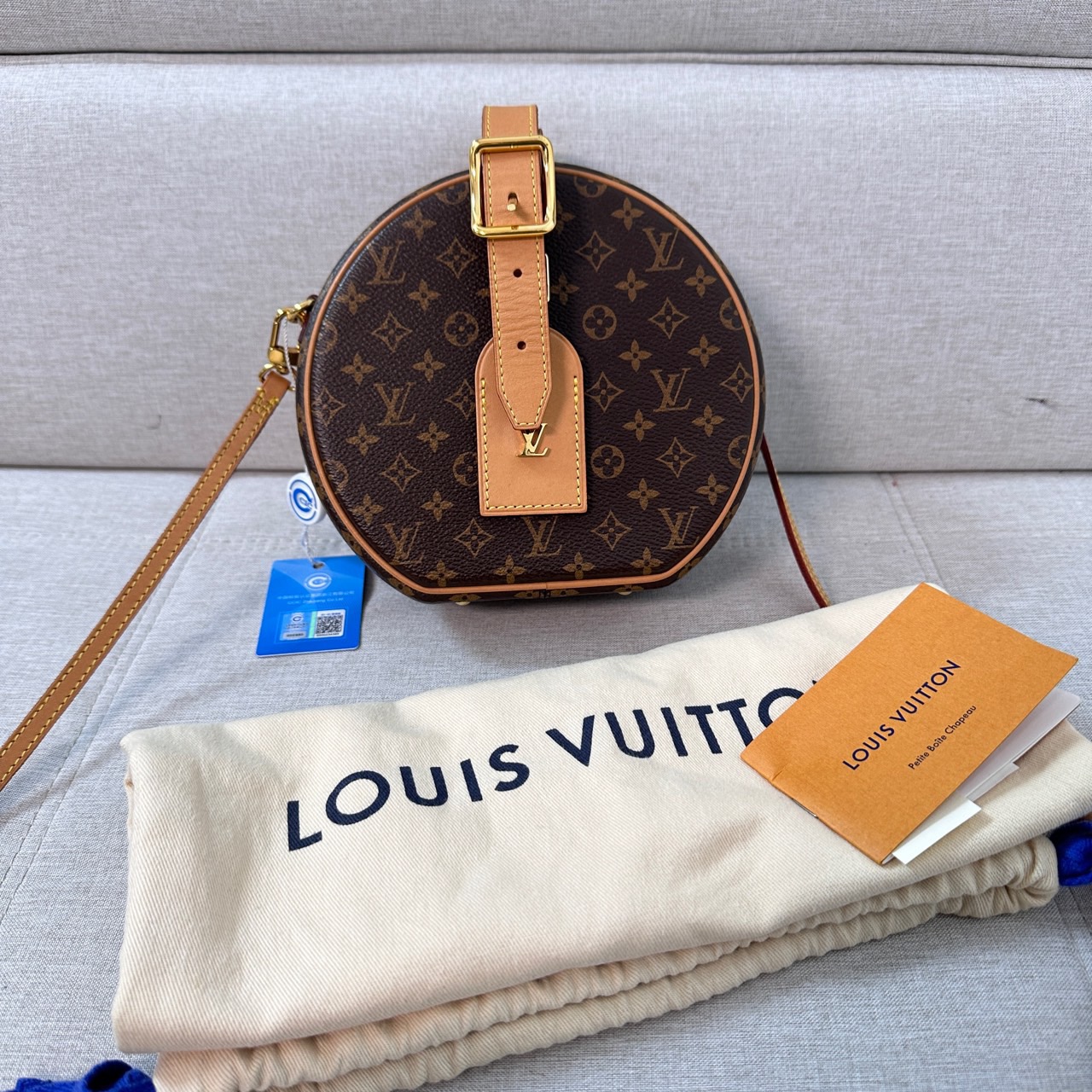 95新 LouisVuitton/路易威登 LV硬圆饼 JM