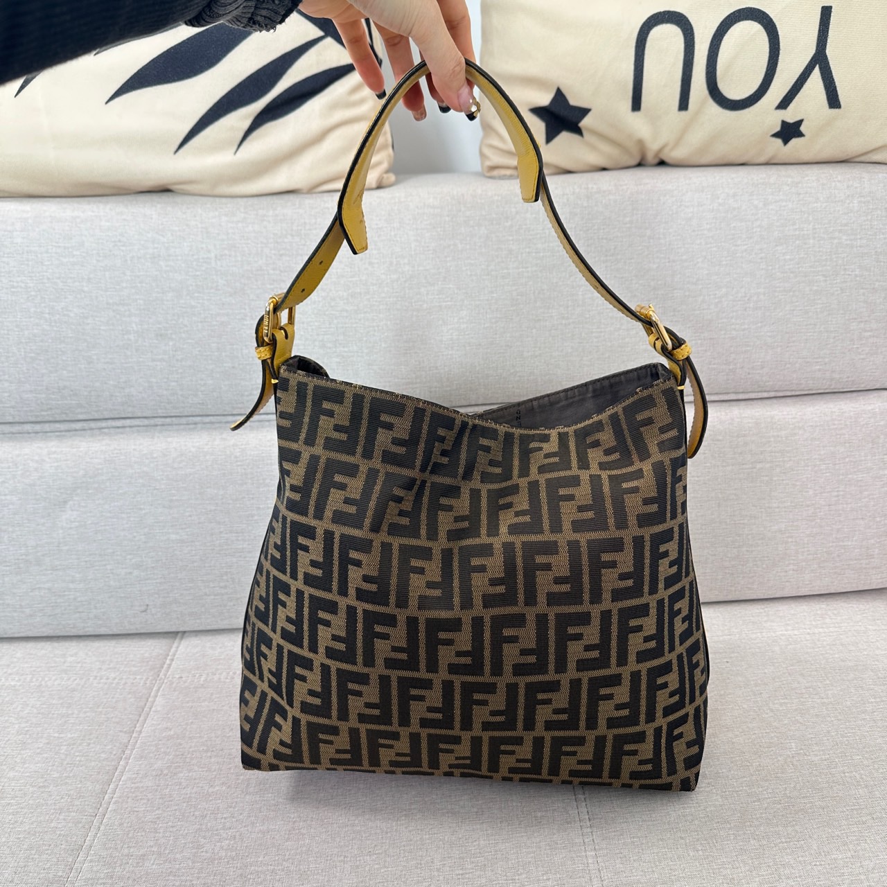 95新 FENDI/芬迪 FENDI腋下包