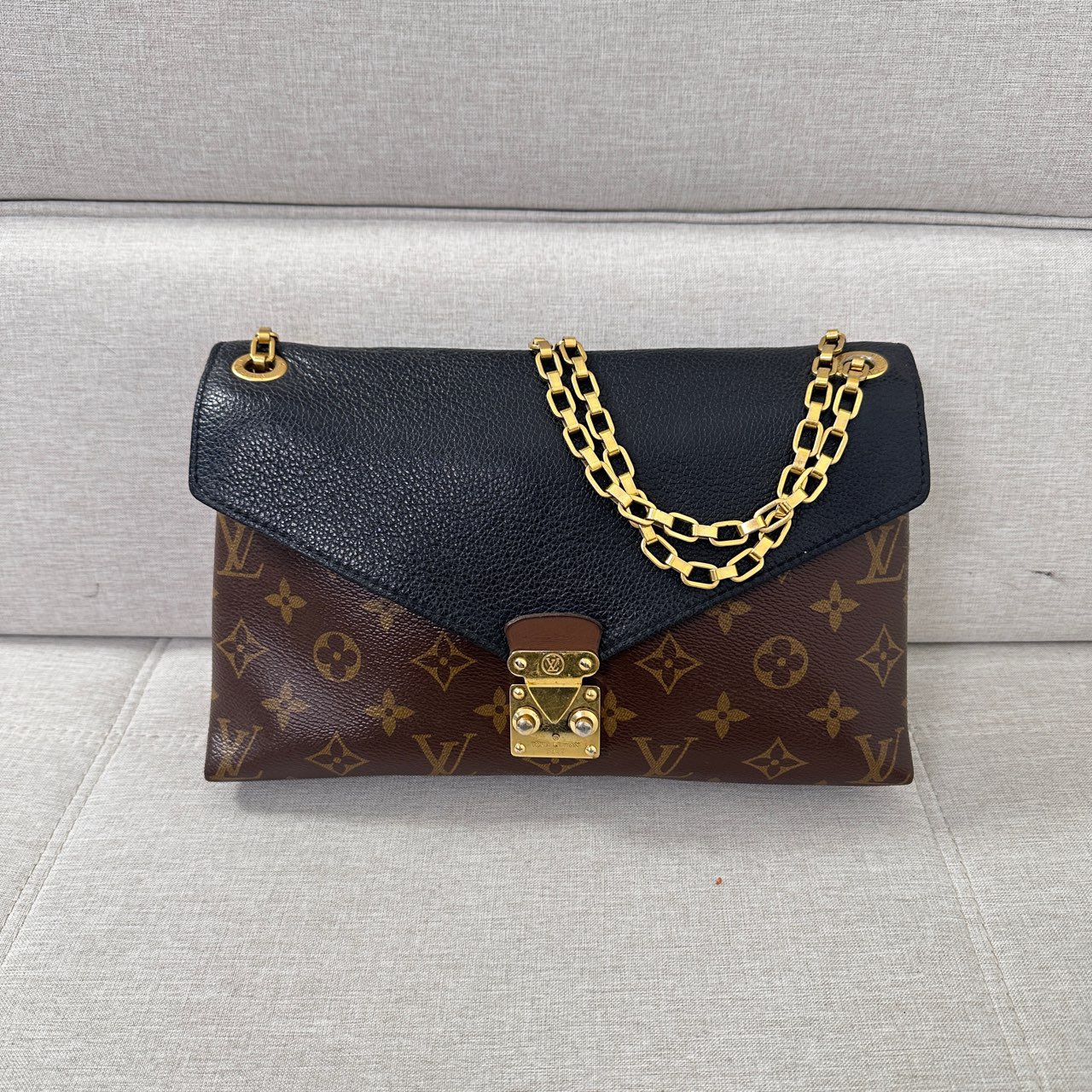95新 LouisVuitton/路易威登 LV黑色传奇链条包
