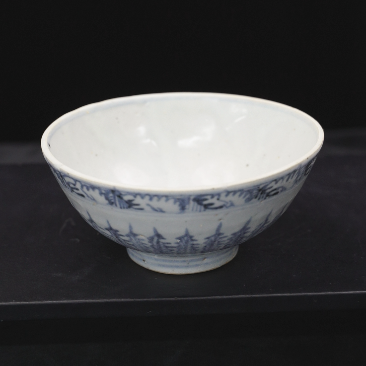 乙0728 明代中期青花法螺纹碗 底足有绿豆飞皮 古瓷器真品鉴定