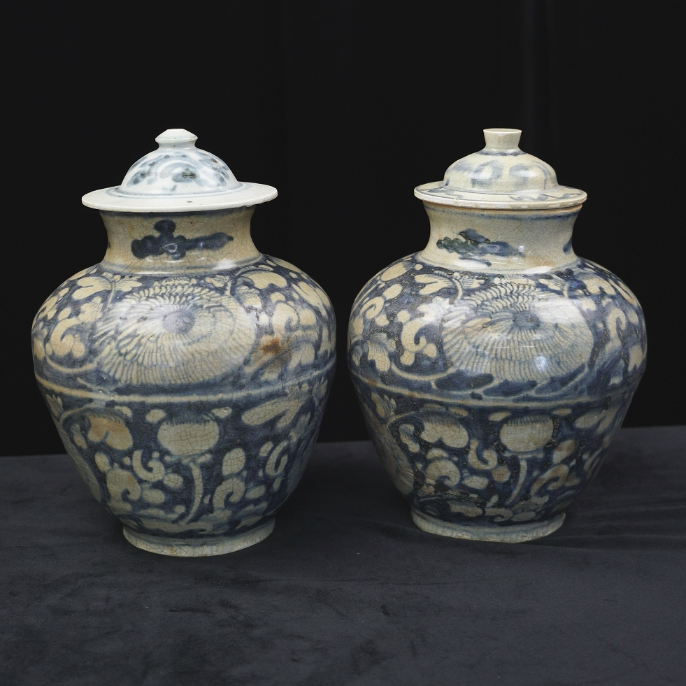 乙0905 0906 明代宣德青花花卉罐一对 全品 古瓷器真品鉴定