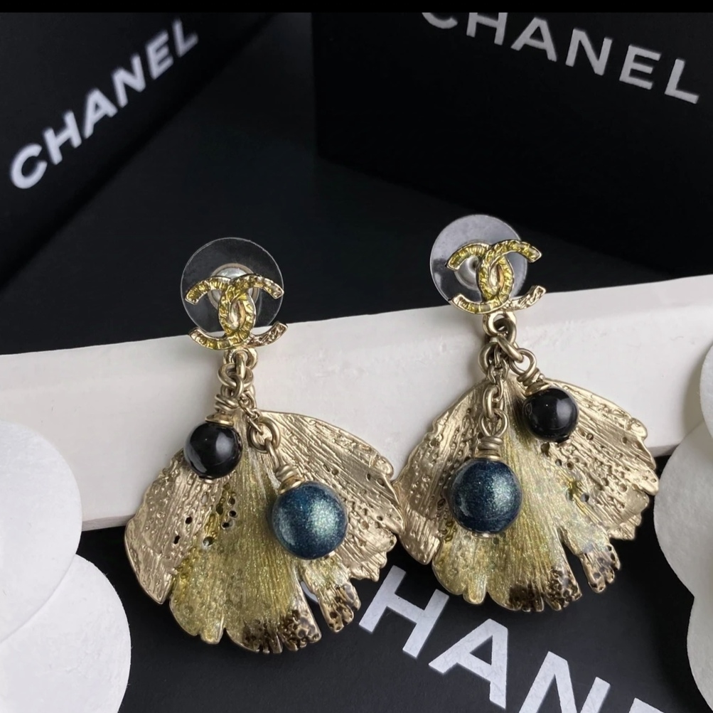 99新 Chanel/香奈儿 耳环时尚气质中古贝壳百搭法式