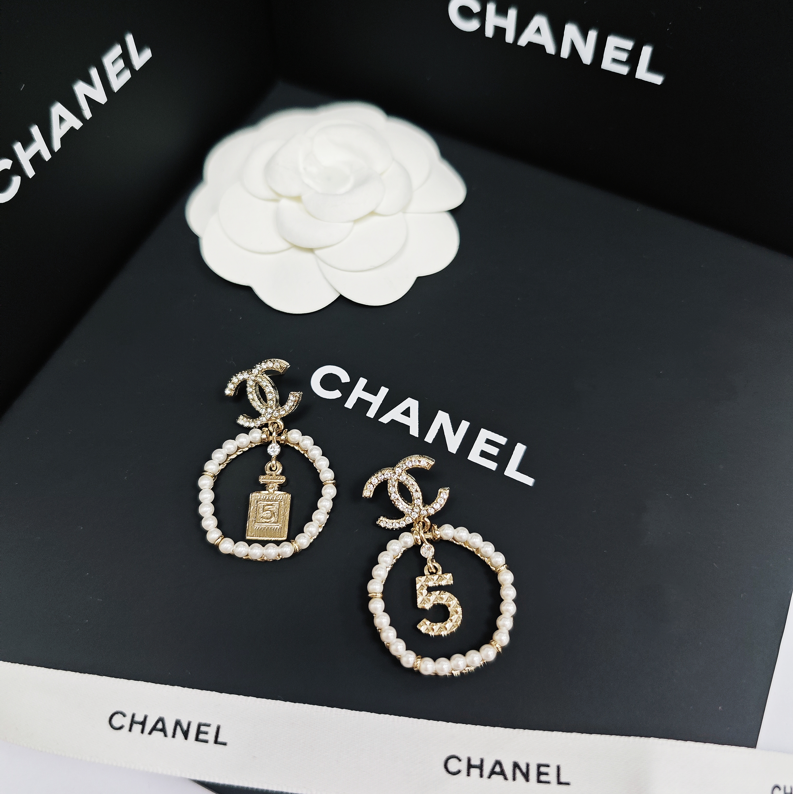 未使用 Chanel/香奈儿 耳环/耳圈/AB款时尚百搭