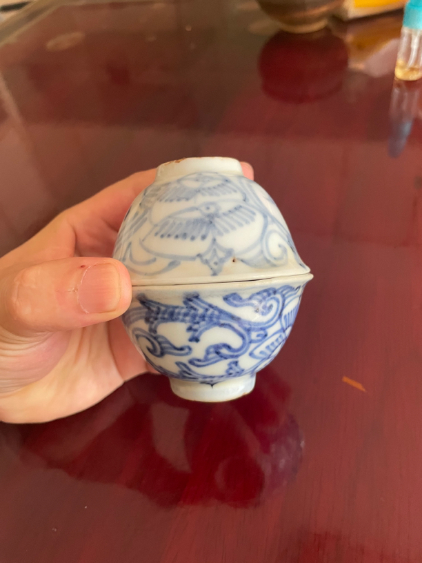青花茶杯一对，全品