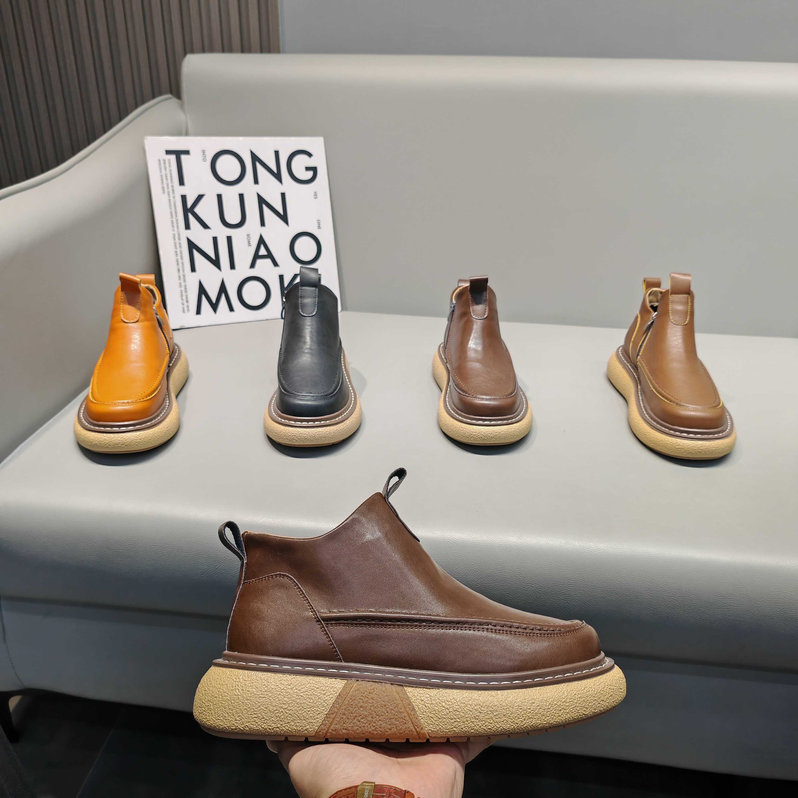 2025年秋季新款皮面净版复古经典潮流百搭马丁靴切尔西短靴男靴