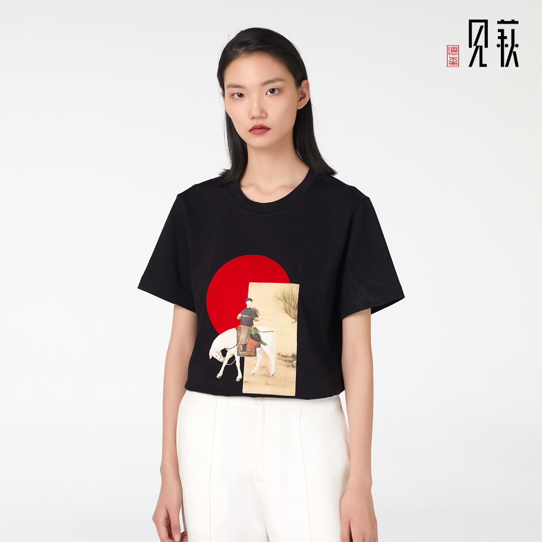 德玺见萩 故宫联名T恤丝光棉休闲印花上衣黑色植绒 L193S155B