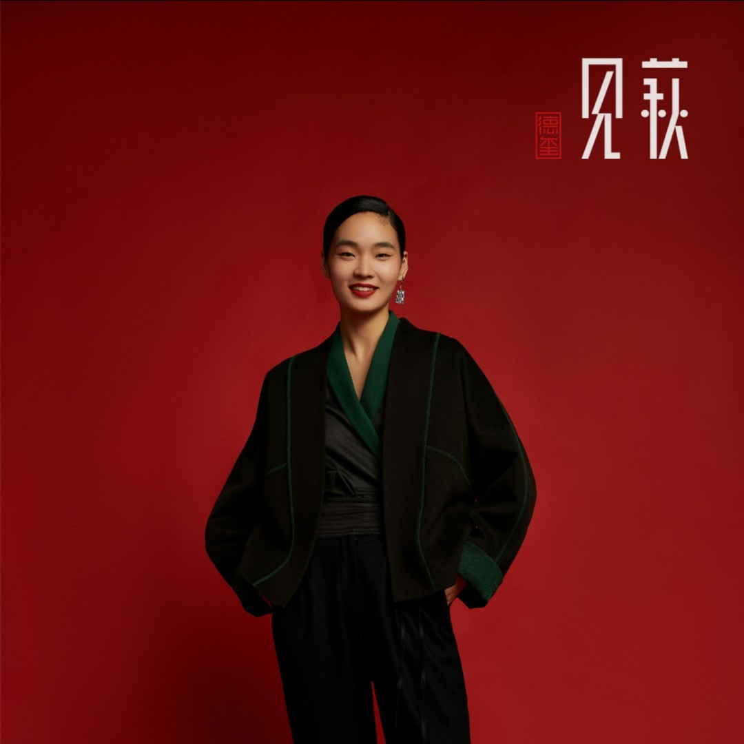 德玺见萩 绿莨撞色羊毛外套 QZWC3W276