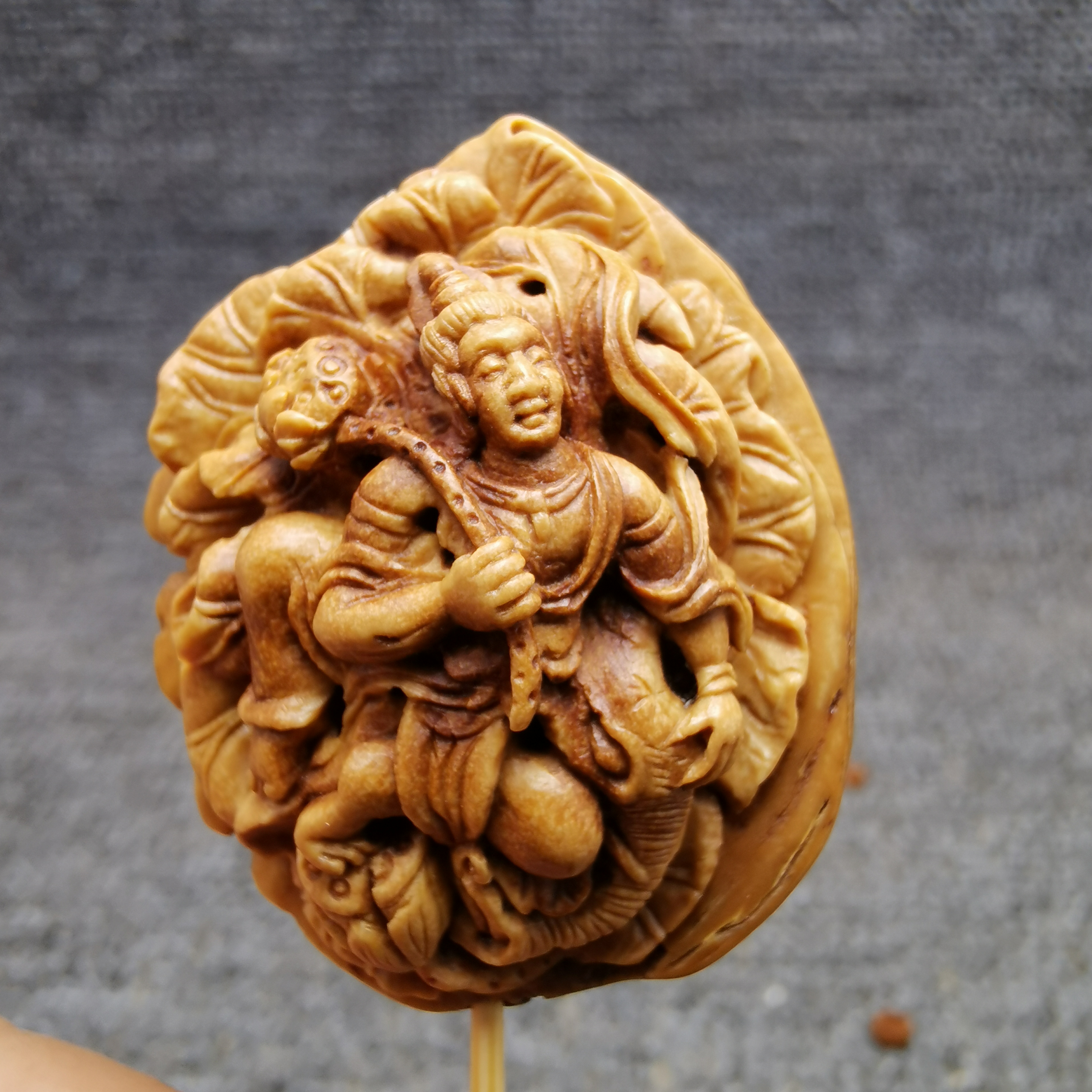 桃核精雕普贤菩萨单粒 手工雕刻  喜欢联系看实物视频