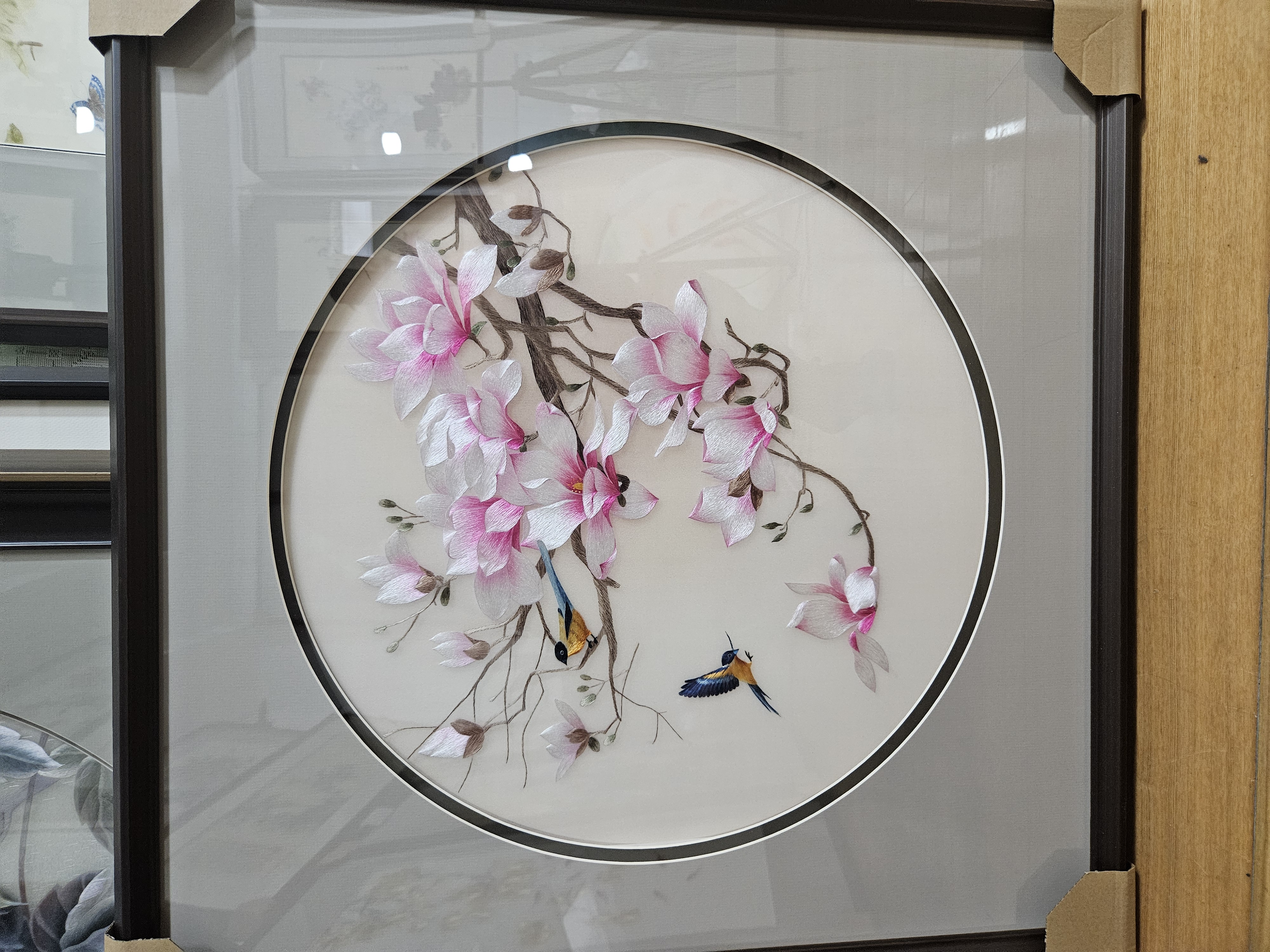 纯手工苏绣 玉兰花鸟图 客餐厅挂画 70x70cm