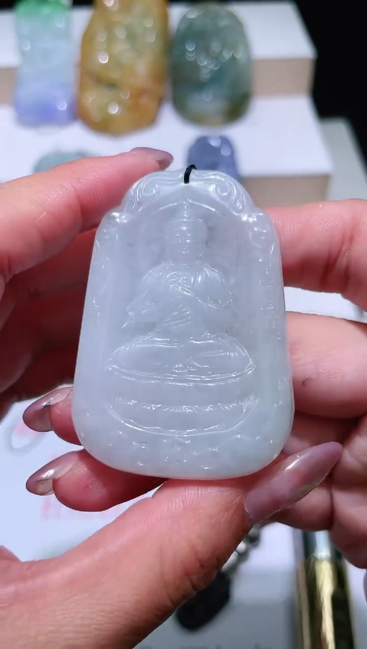 【闪购商品】翡翠颈饰未镶嵌0680121628