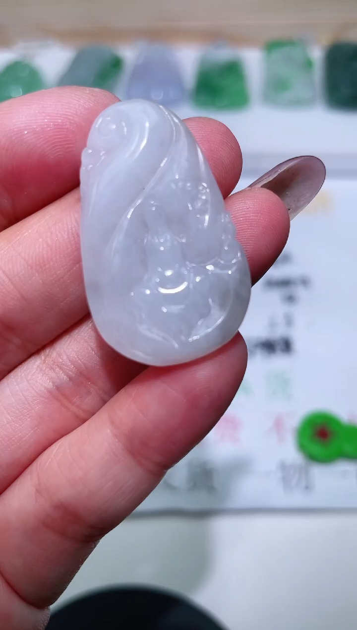 【闪购商品】翡翠颈饰未镶嵌0009083330
