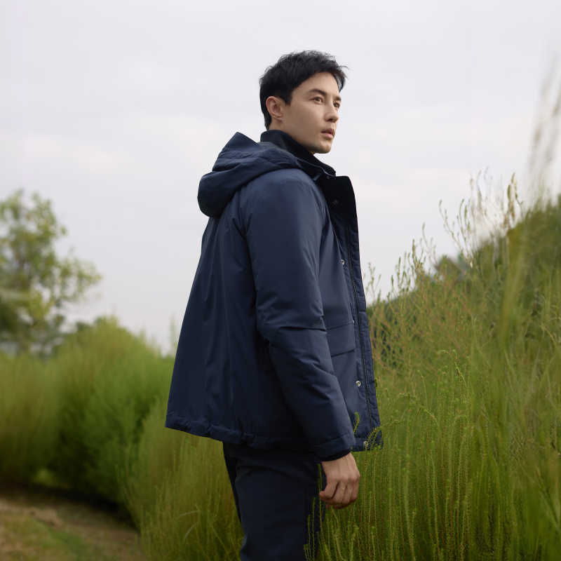 AIGLE艾高秋冬休闲MTD防风防雨时尚保暖棉服男士BE11