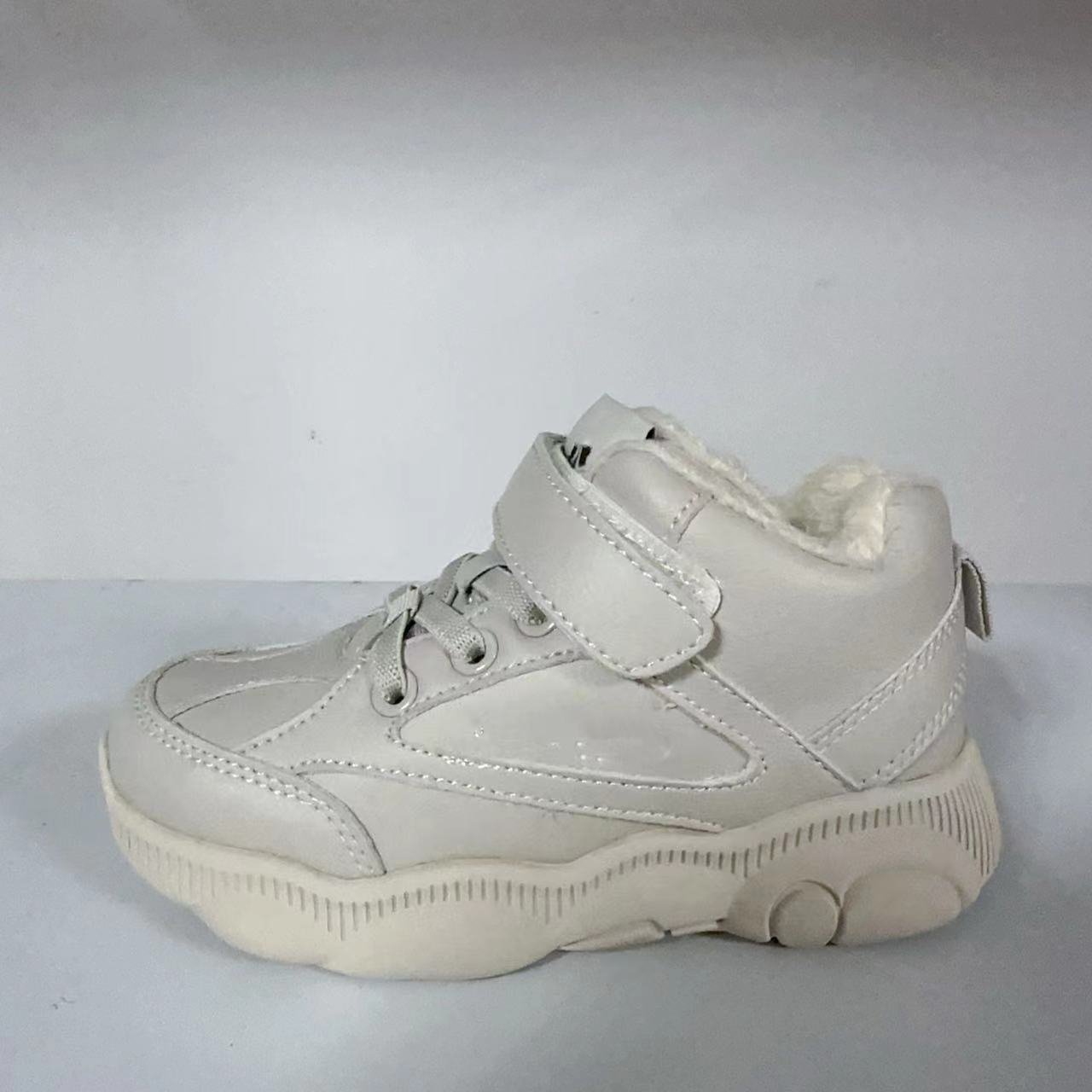 大庆仓 杏色  加绒儿童休闲运动鞋 DP8142  (新库 D17）1月23