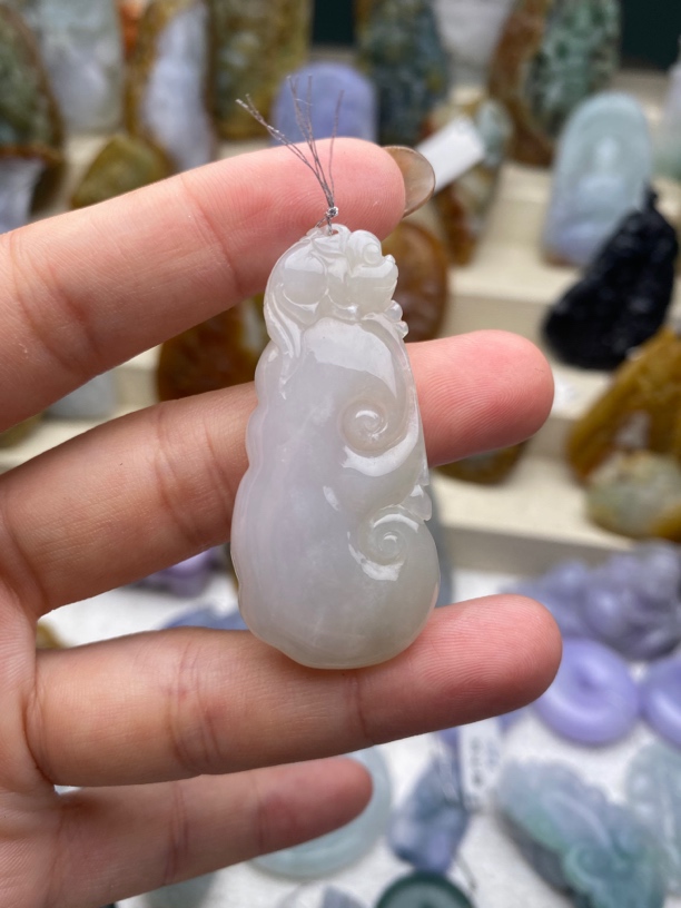 天然翡翠a货如意