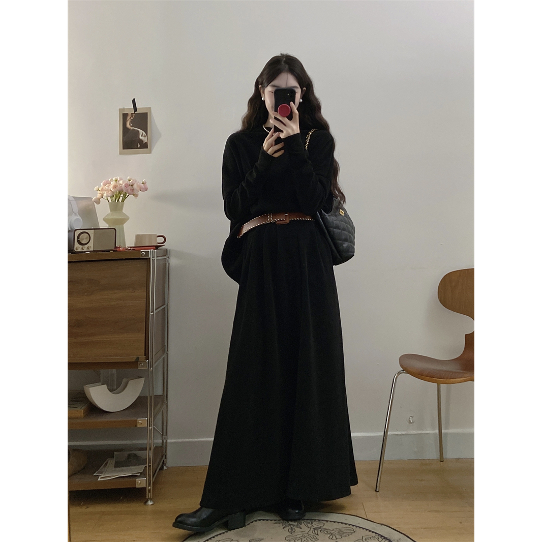 大码女装新款复古气质黑色显瘦蝙蝠袖上衣高腰半身长裙两件套装