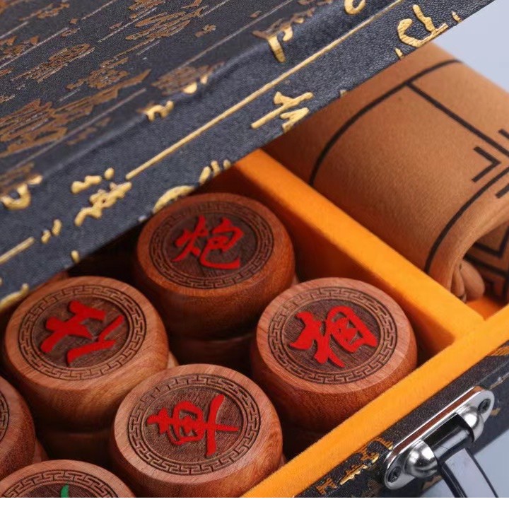 MH 原木象棋4.8cm，礼盒包装