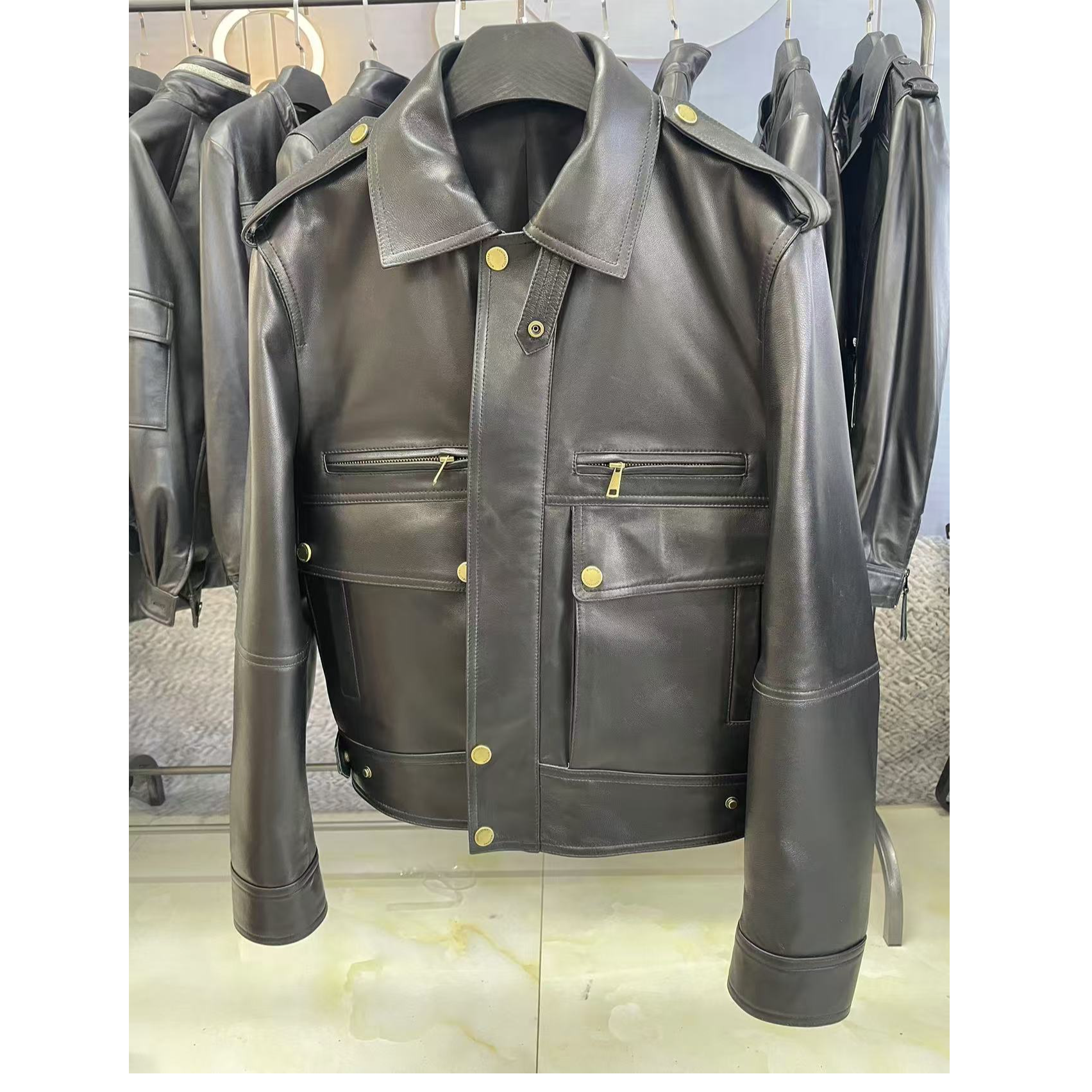 巴黎站真皮绵羊皮8818微阔皮衣短款时尚时尚休闲