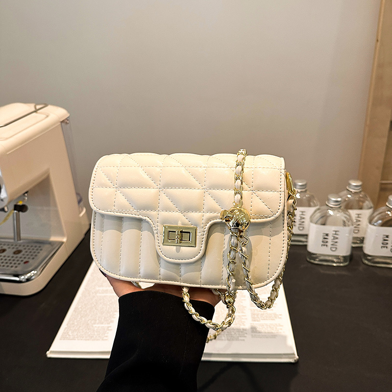 包包女小香风新款手机包软皮定型夏季单肩斜挎包链条包百搭菱格包