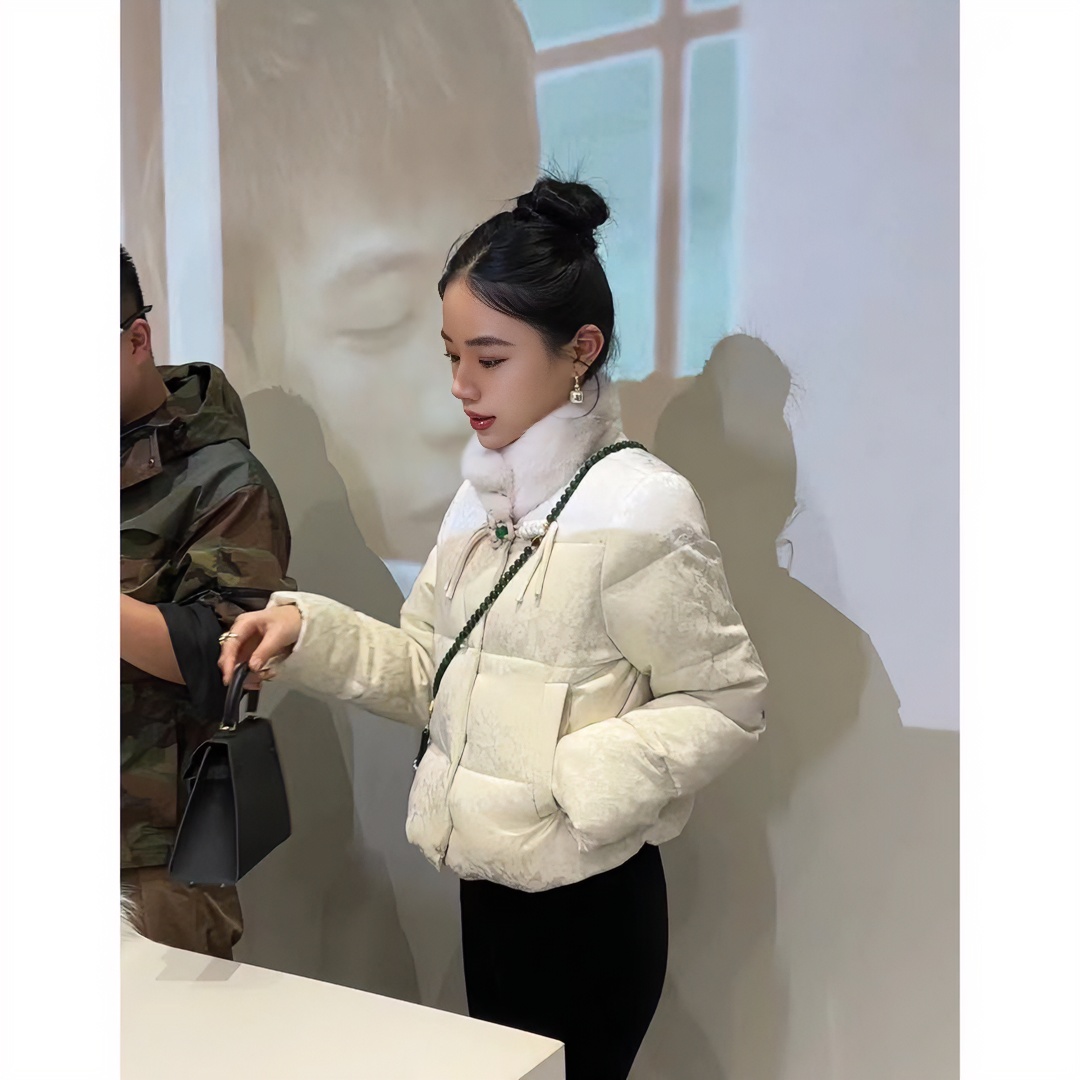 新中式复古休闲盘扣设计长袖羽绒棉外套女冬季时尚甜美加厚保暖上