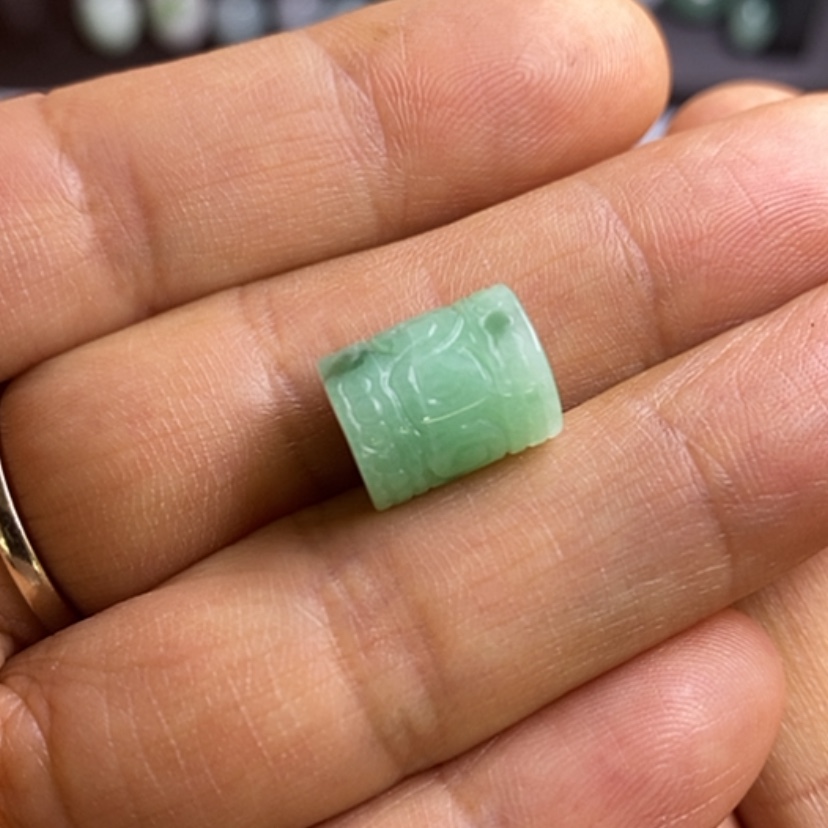 【闪购商品】翡翠挂件未镶嵌