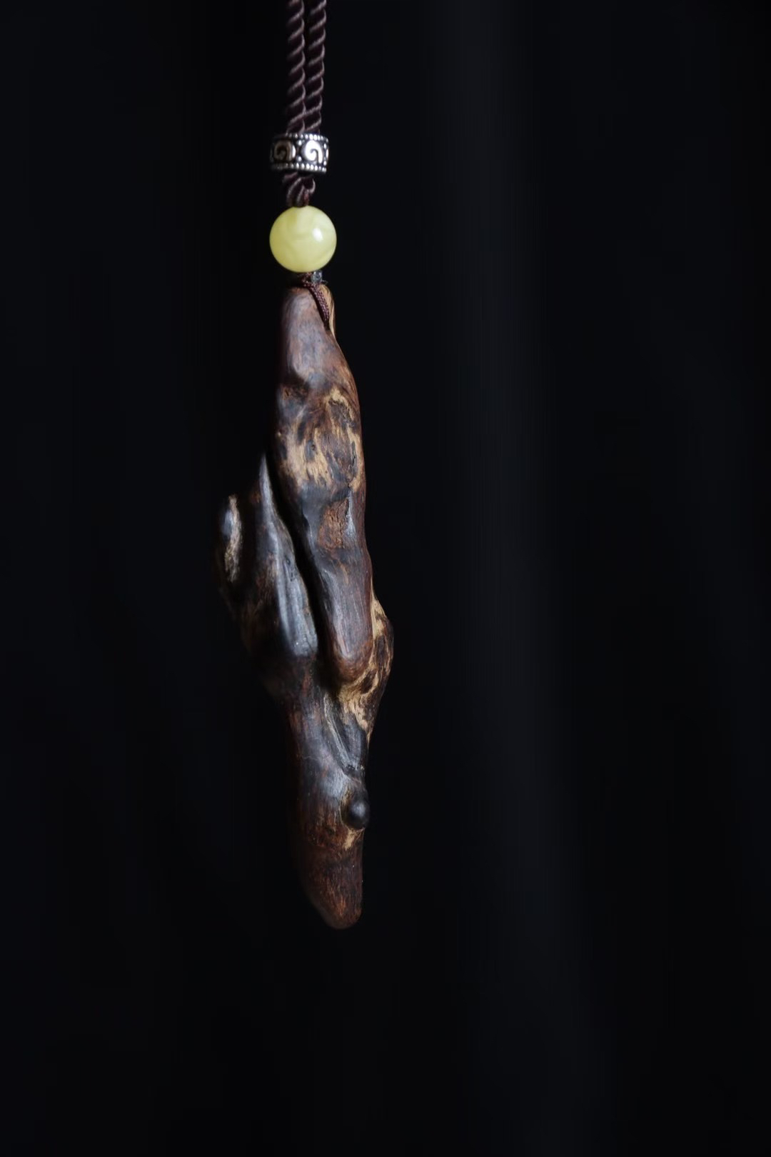 文莱沉香沉水留疤精品挂坠