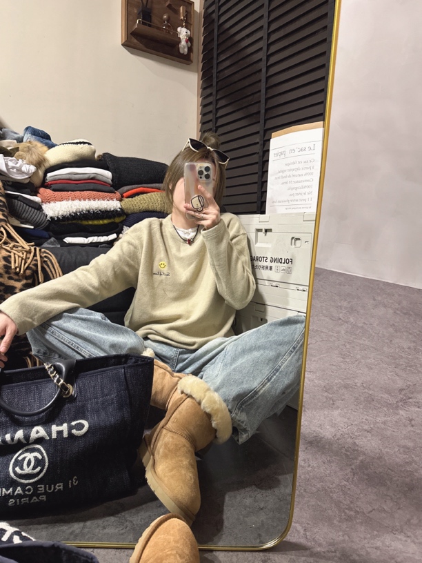 【思含】秋冬笑脸刺绣小众设计感套头毛衣