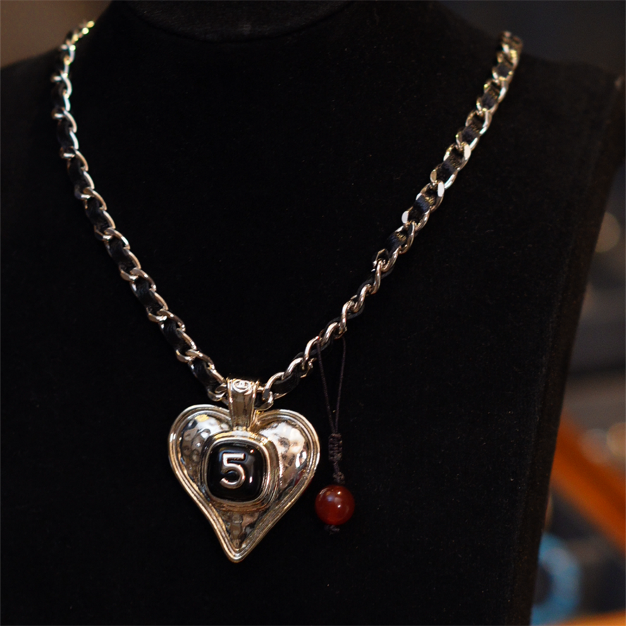 玛瑙复古爱心5项链HTDNX081
