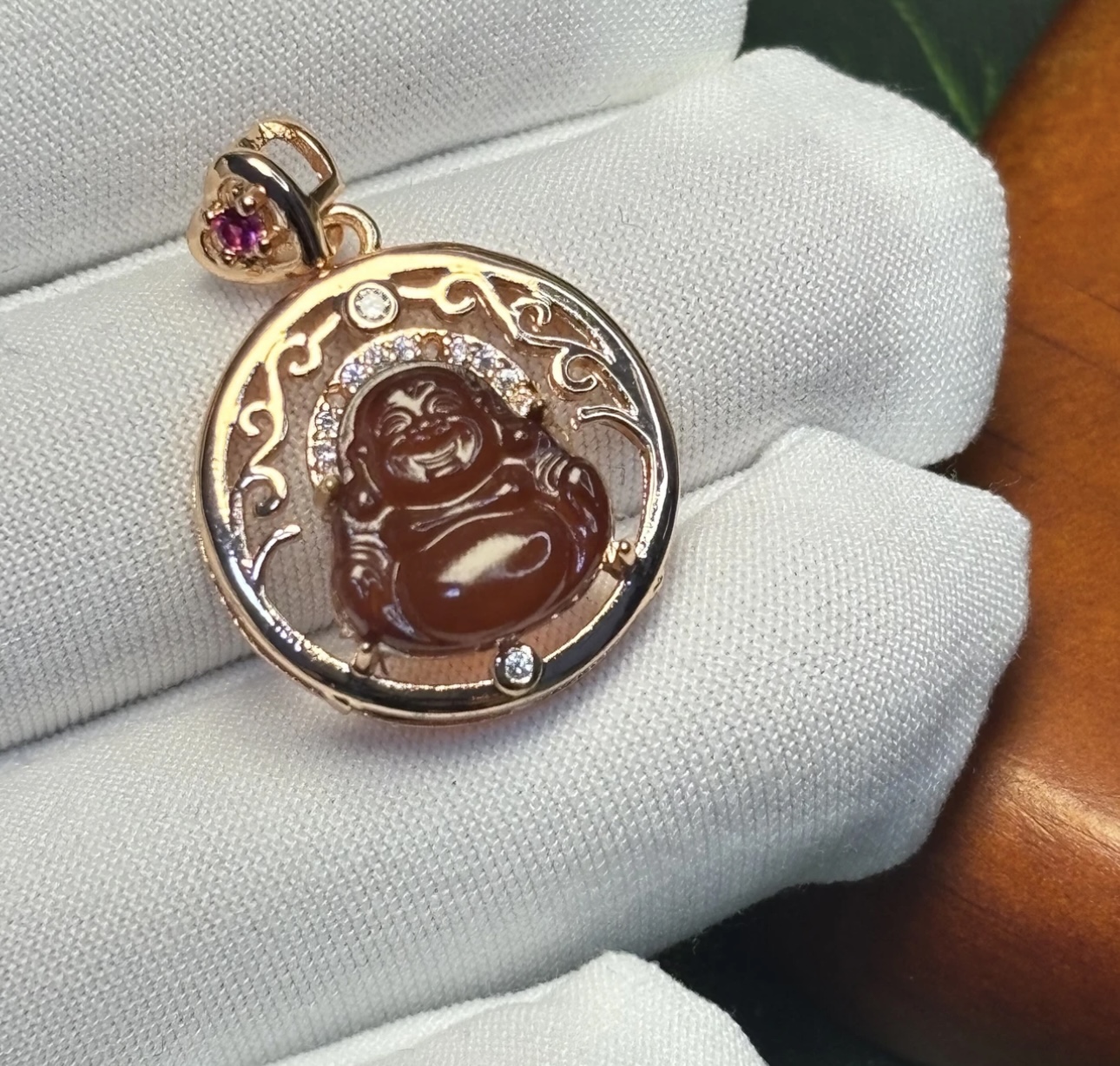 天然琥珀佛公吊坠（多样发其一）A26