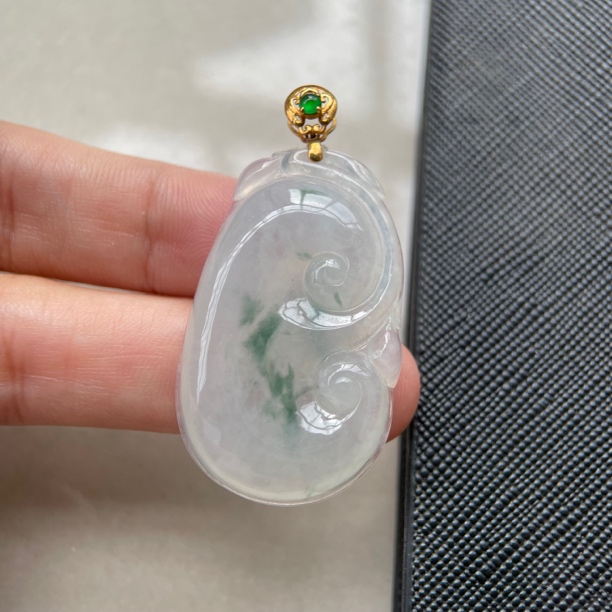 天然缅甸翡翠a货   如意