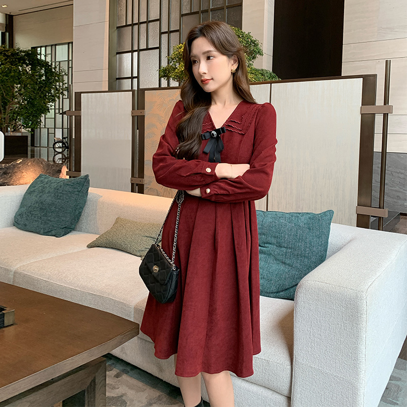 奢姿大码女装2024秋季娃娃领复古气质连衣裙胖妹妹蝴蝶结时尚裙子