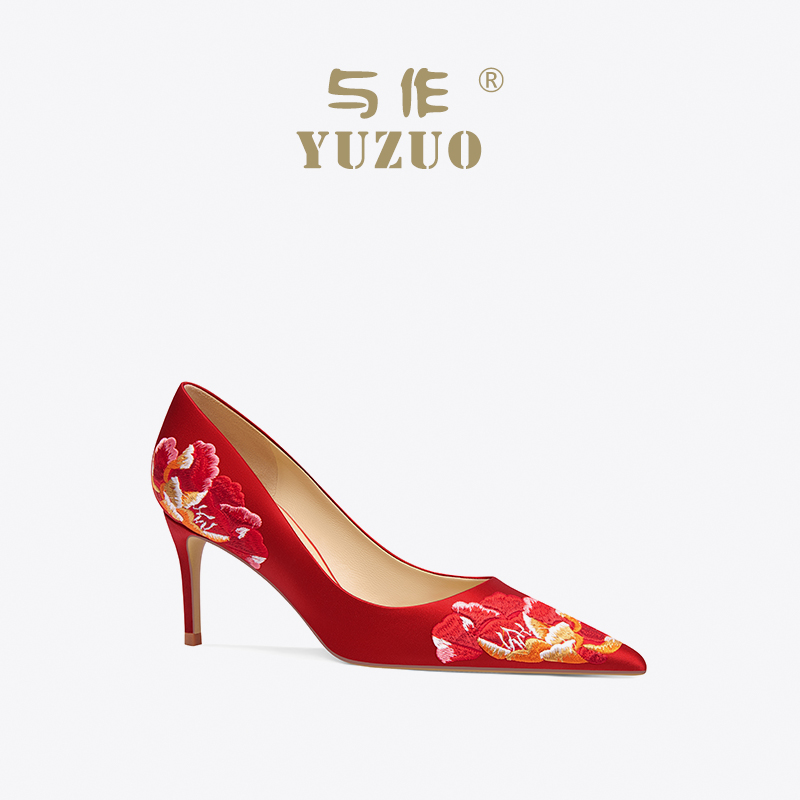与作高级感中式婚鞋女红色秀禾鞋2024新款绸缎面新娘鞋刺绣高跟鞋