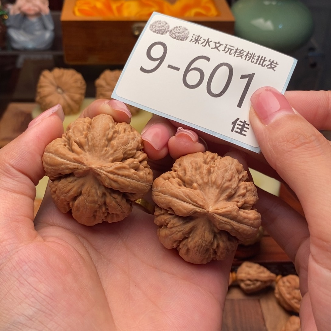 文玩核桃把件M****儿43霸王