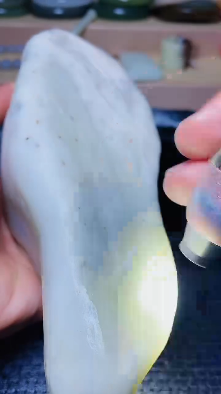 【闪购商品】和田玉359未镶嵌原始毛料有瑕疵