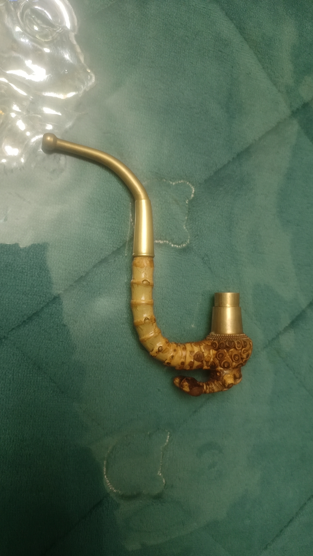 青年烟斗竹艺传扬