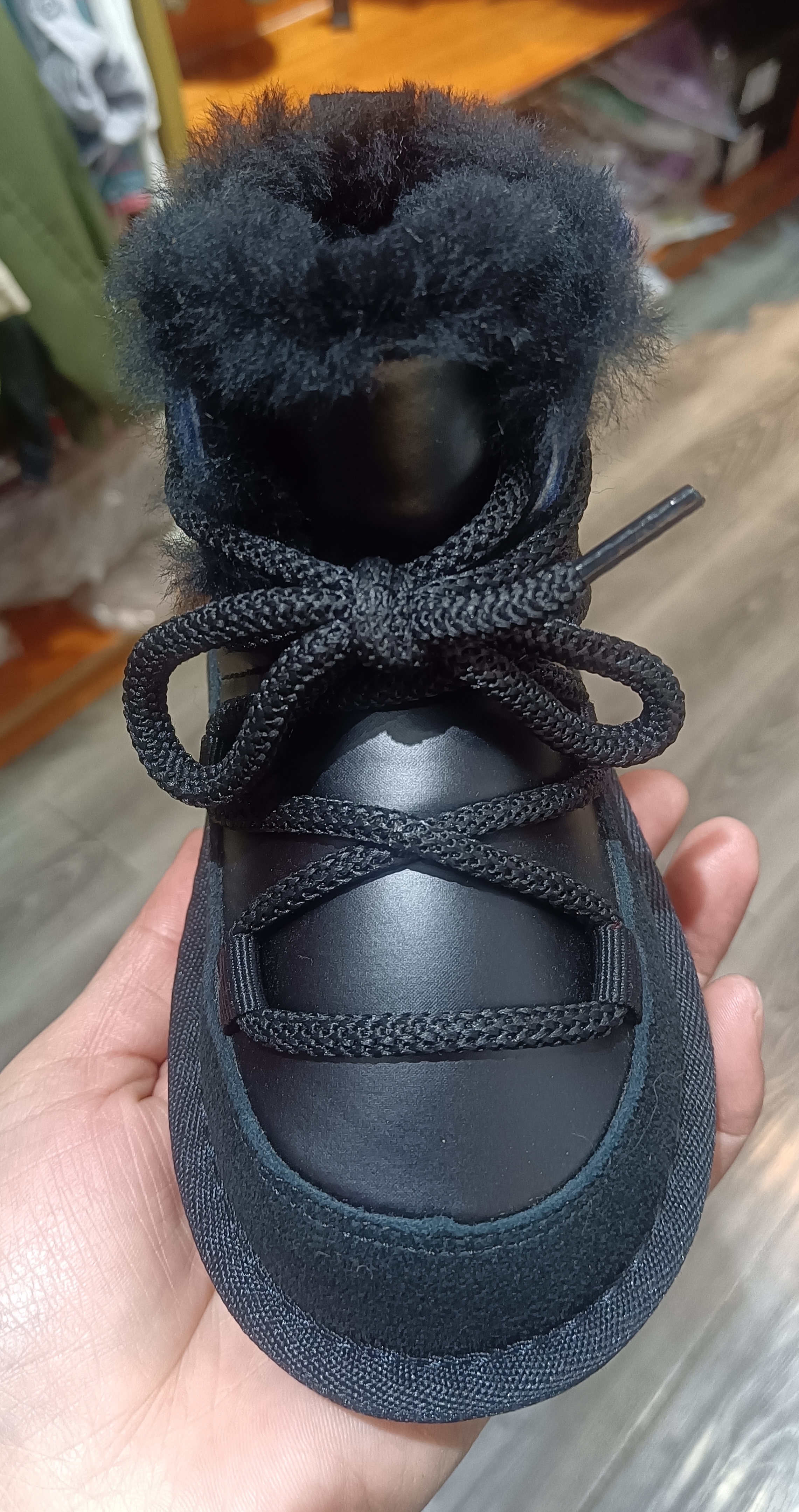 儿童新款雪地靴，又轻又防滑，保暖又好看尺码21～25