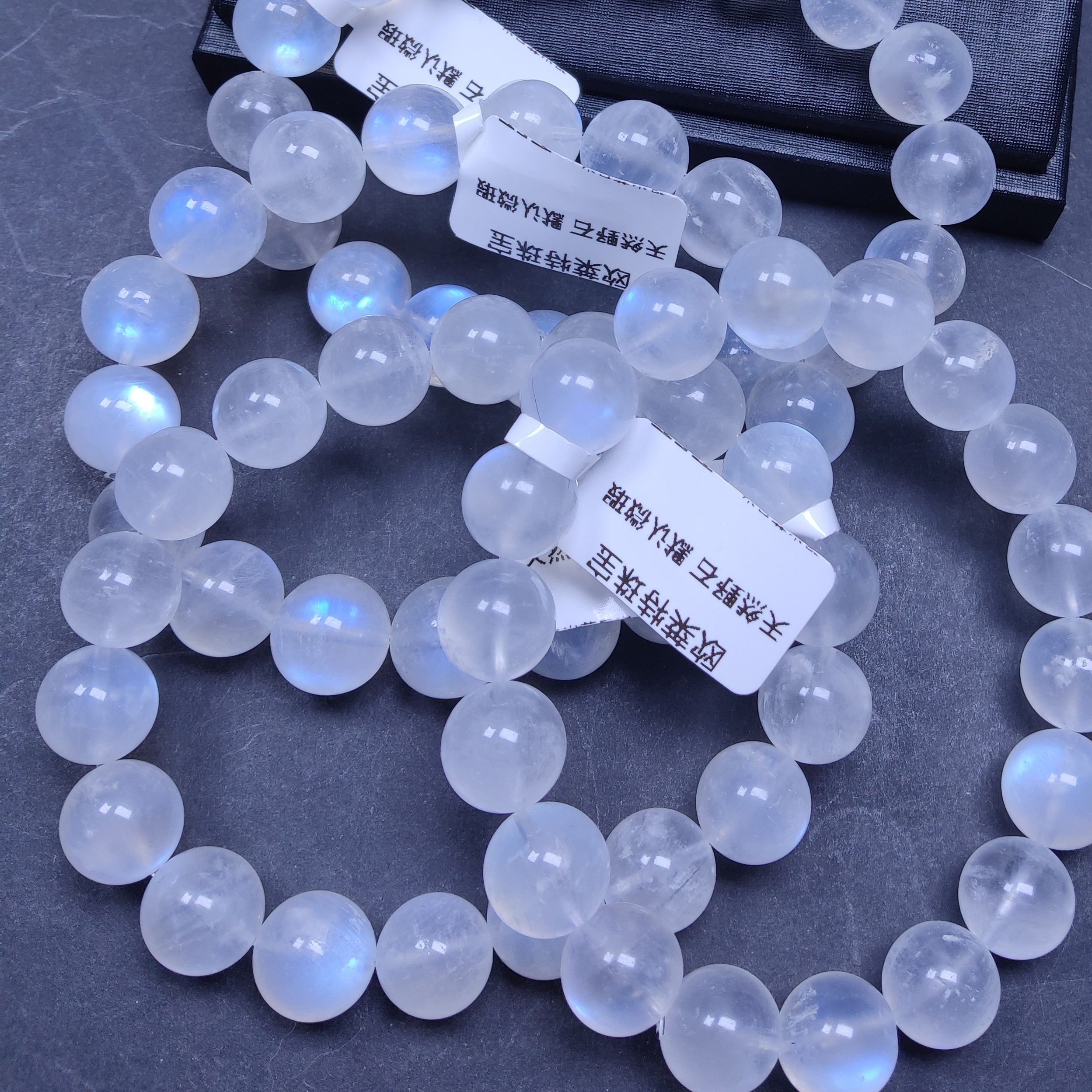 天然蓝月光手链女款月光石手串颗颗蓝光流转多样性发一