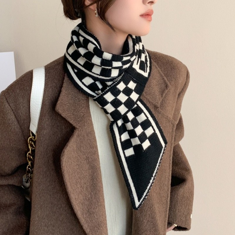 千鸟格韩系围巾高级感网红学生百搭秋冬季保暖加厚格子小围巾时尚