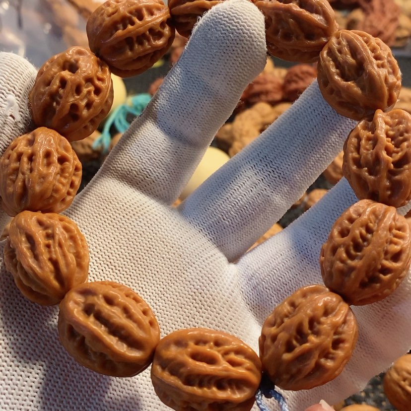 【闪购商品】文玩核桃吊坠大枣八棱