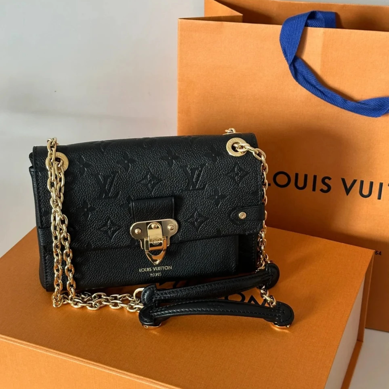 99新 LouisVuitton/路易威登 薇薇安小号单肩包/芯片（F店）